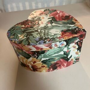 Floral Heart Box